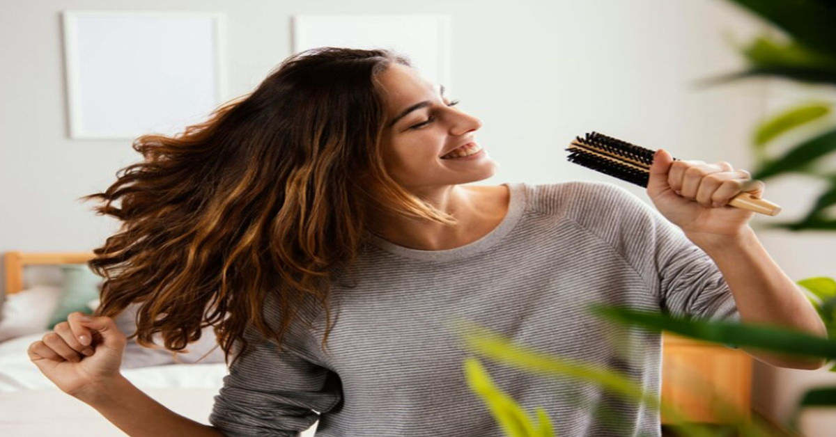 The Benefits of Regular Hair Brushing